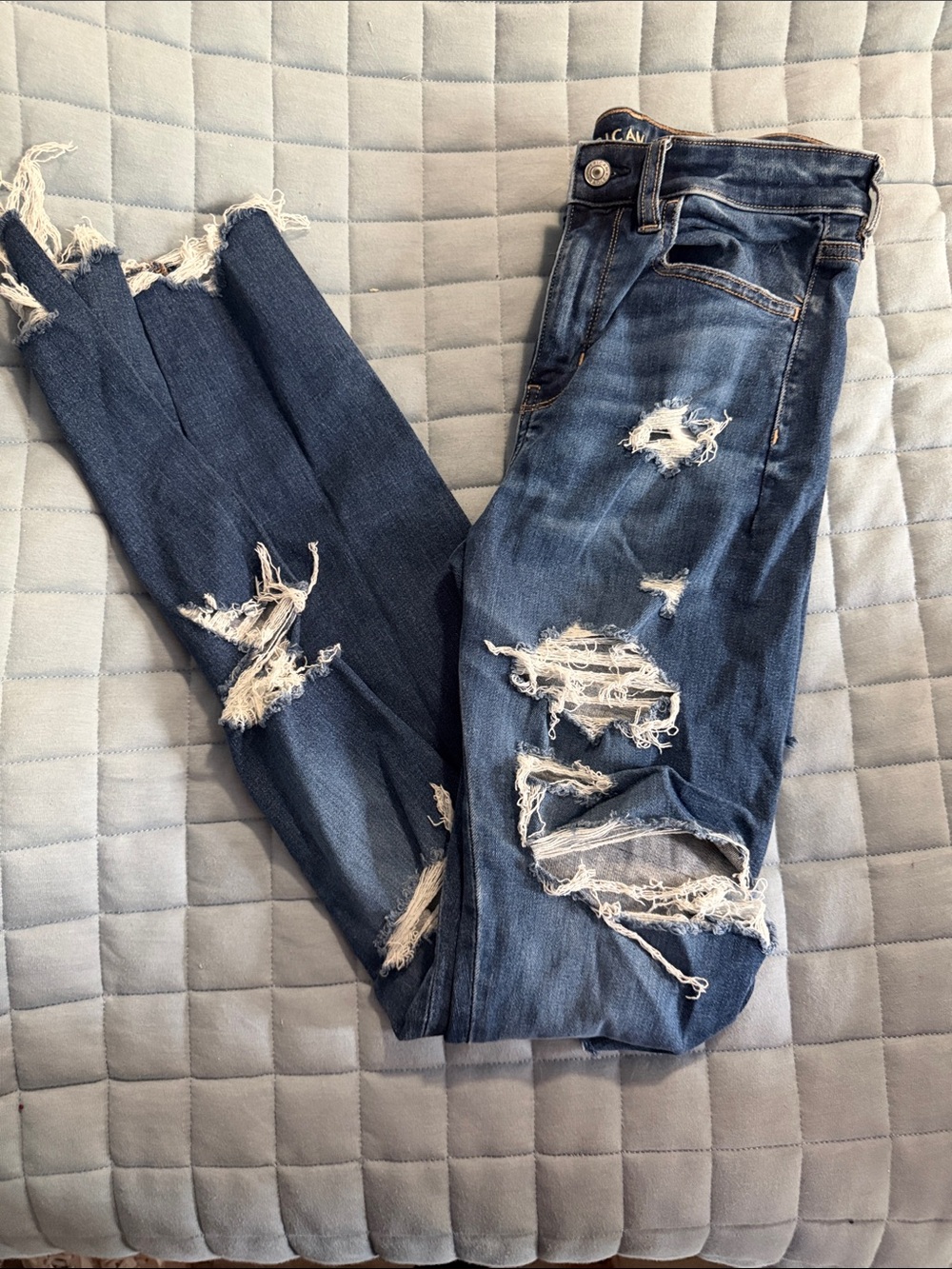 American Eagle Outfitters Distressed Dark Blue Skinny Jeans